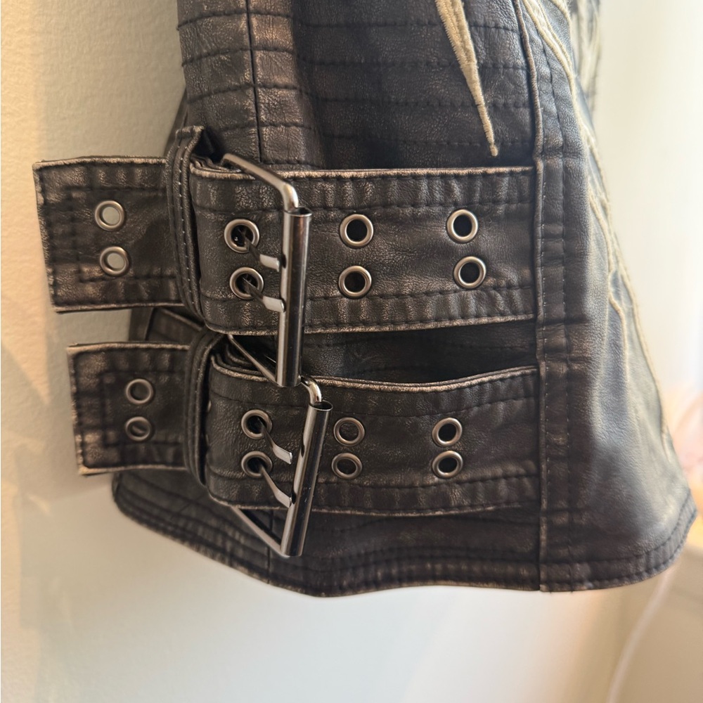 Jaded London Xiva Motocross Distressed Moto Dress with Tribal & Badge Artworks. - Picture 9 of 13